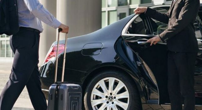 Advantages of Hiring Miami's Black Car Services