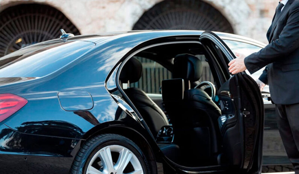 Savor the Journey in Black car service Miami